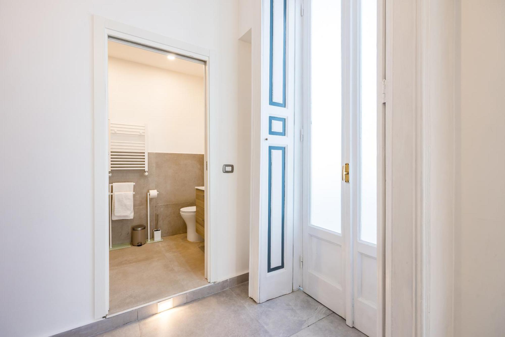 Apartment Holme Relais Santa Lucia By Napoliapartments