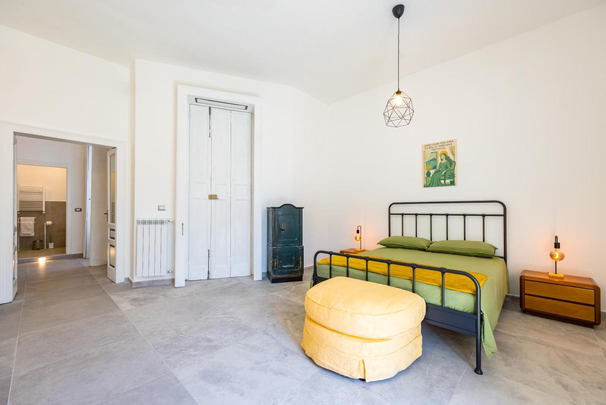 Apartment Holme Relais Santa Lucia By Napoliapartments *