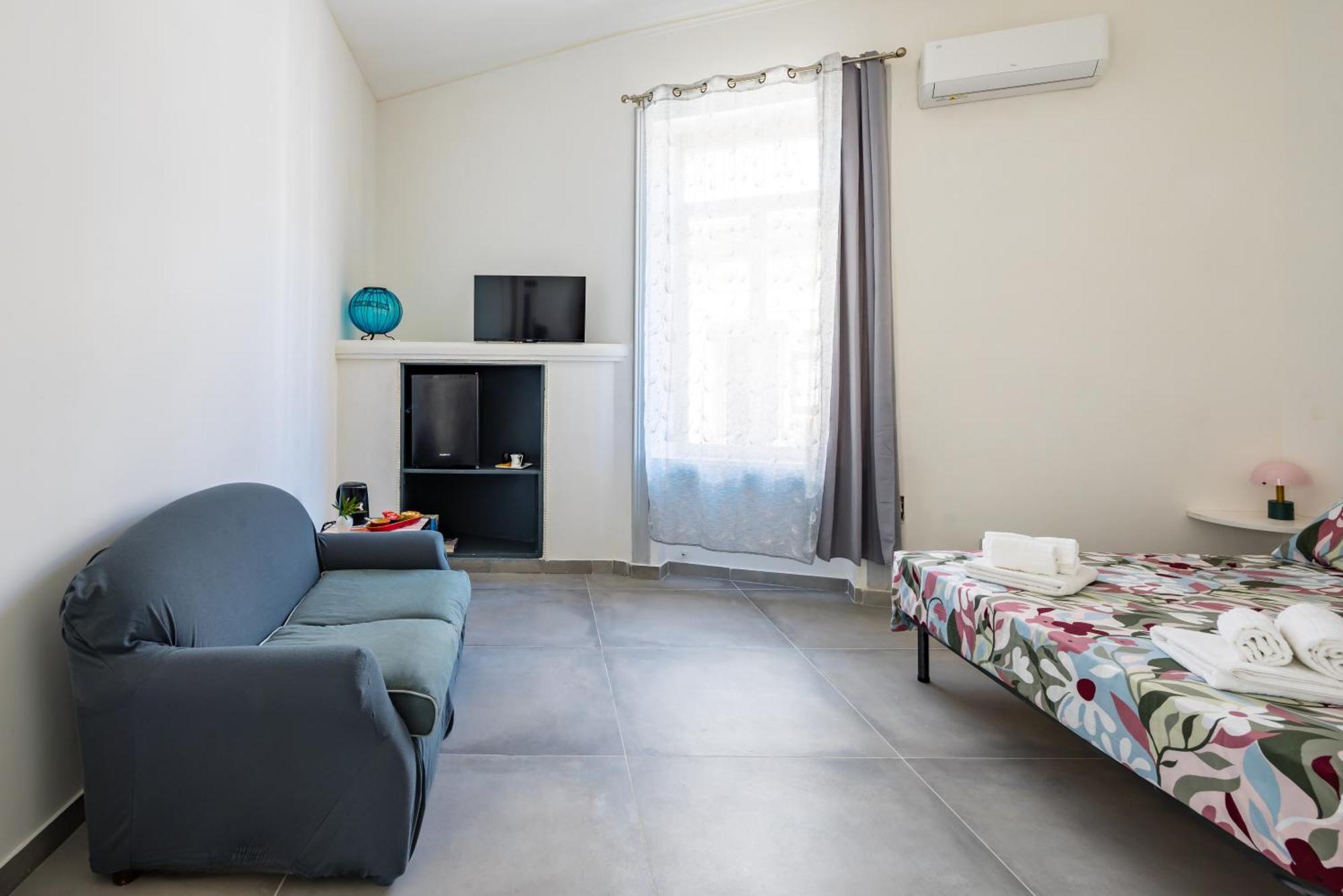 Holme Relais Santa Lucia By Napoliapartments * Naples