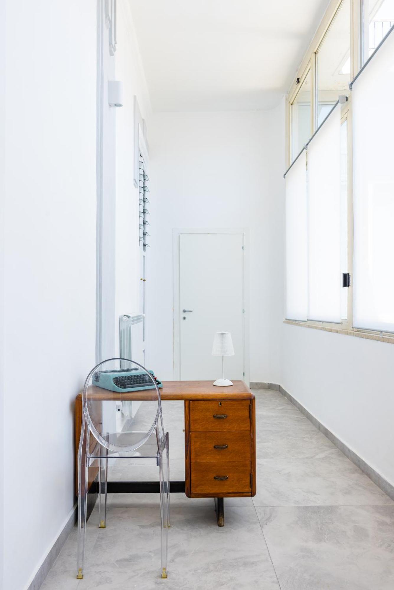 Apartment Holme Relais Santa Lucia By Napoliapartments